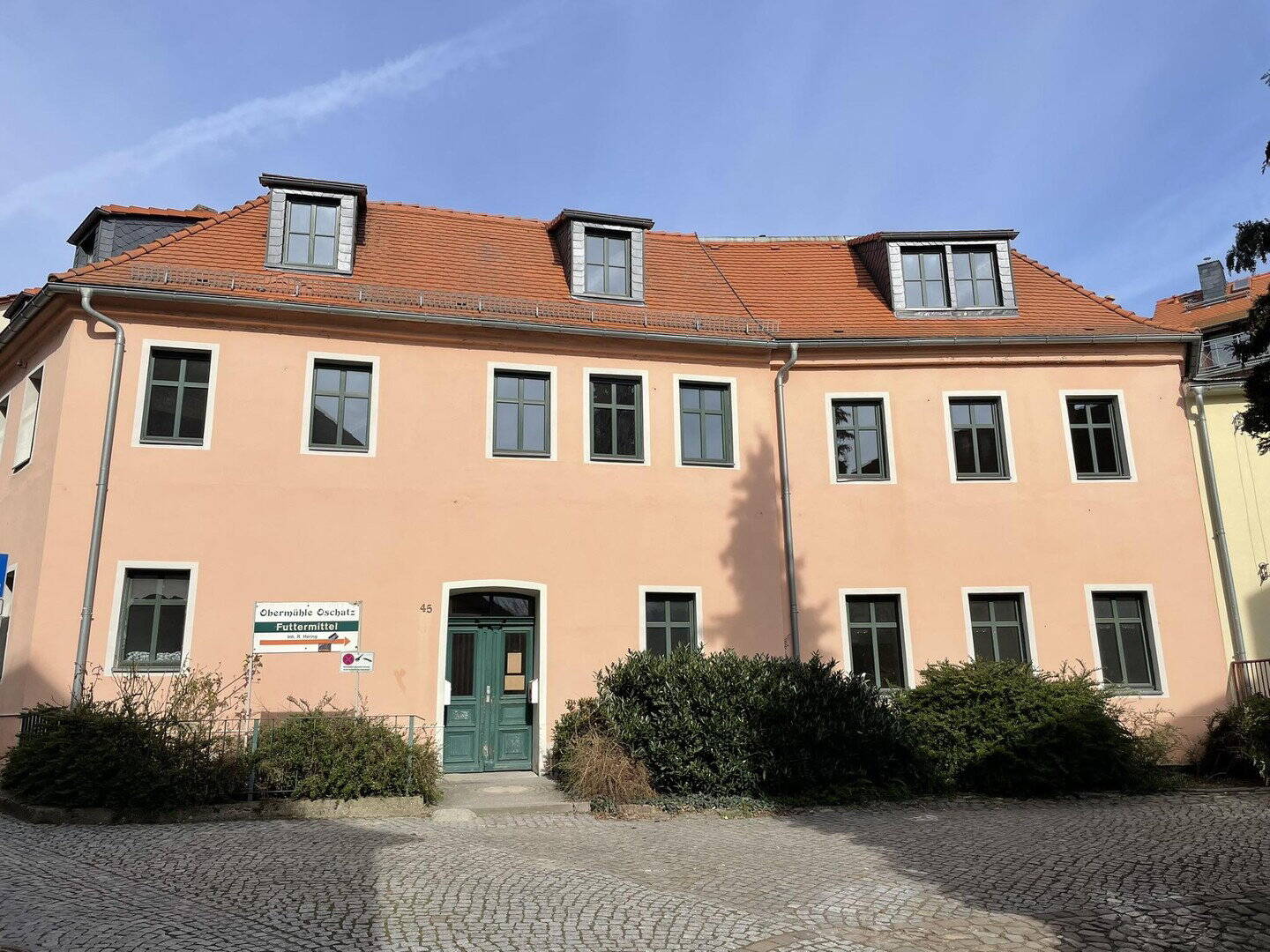 Schöne Maisonette-Wohnung, frisch saniert, mit neuem Bad, zentrumsnah, provisionsfrei, 4758 Oschatz
