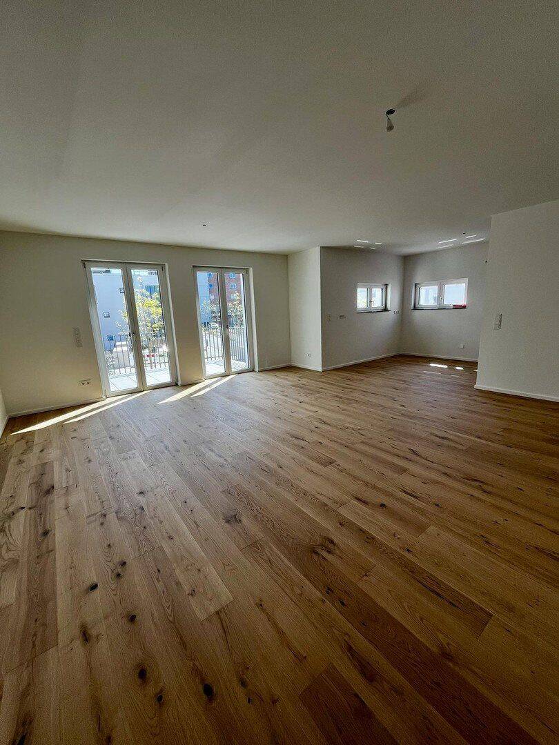 Erstbezug in Frechen: Moderne 4-Zimmer-Wohnung mit Balkon und hochwertiger Ausstattung, 50226 Frechen