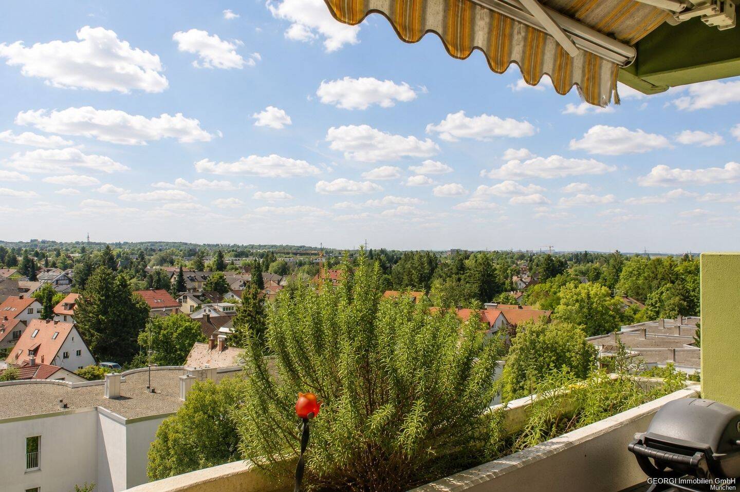 GEORGI: Über den Dächern von Aubing – helle 3-Zimmer-Wohnung mit Weitblick, 81243 München (Aubing-Lochhausen-Langwied Pasing-Obermenzing)