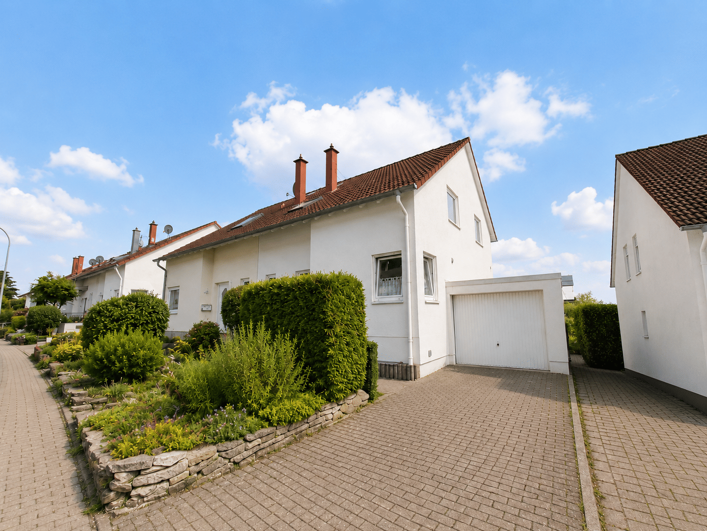 Zuhause ankommen – mit Garten, Kamin und viel Platz für die Familie, 66129 Saarbrücken