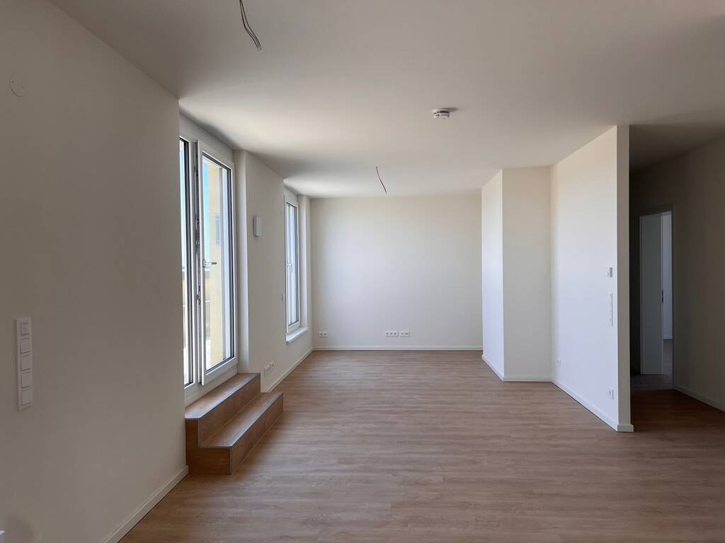 DG Traum mit 2 Dachterrassen: stylische 3-Zi-Wohnung, 13055 Berlin (Lichtenberg Hohenschönhausen Alt-Hohenschönhausen Hohenschönhausen)