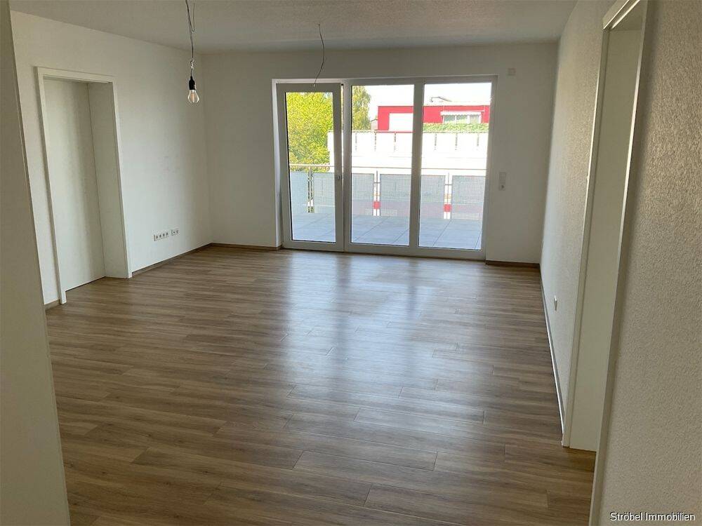 Großzügige 4-Zimmerwohnung inkl. EBK und Stellplatz in Schrozberg ab sofort zu vermieten, 74575 Schrozberg