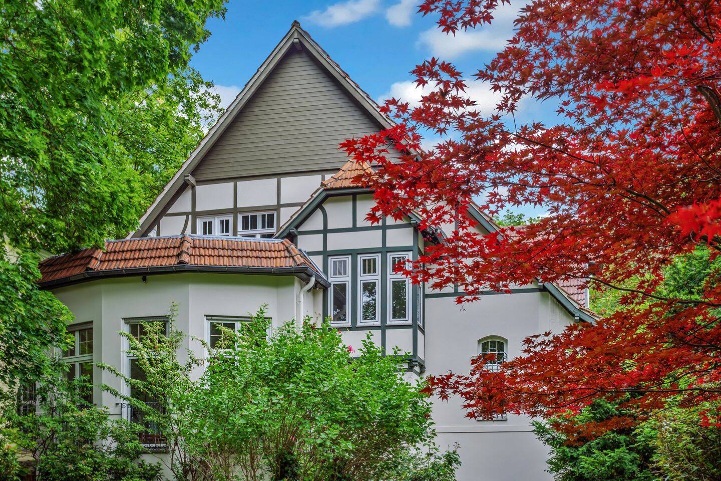 Repräsentatives Architekturjuwel von 1905 in der Villenkolonie Schlachtensee