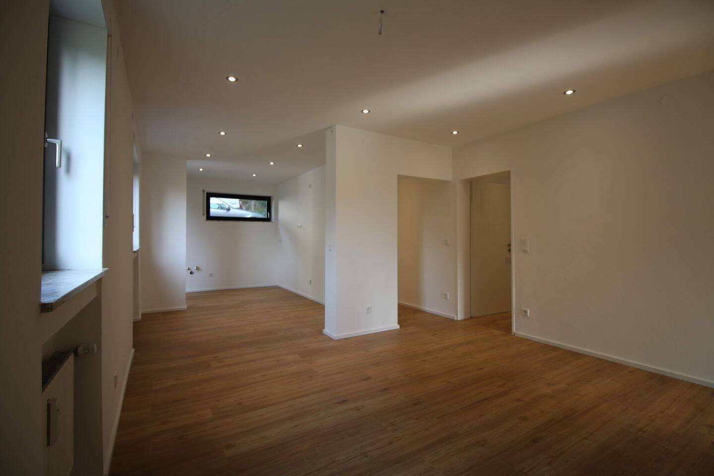 Helle 5-Zi-Whg. mit Balkon und 2 Terrassen in ruhiger Lage, 54293 Trier