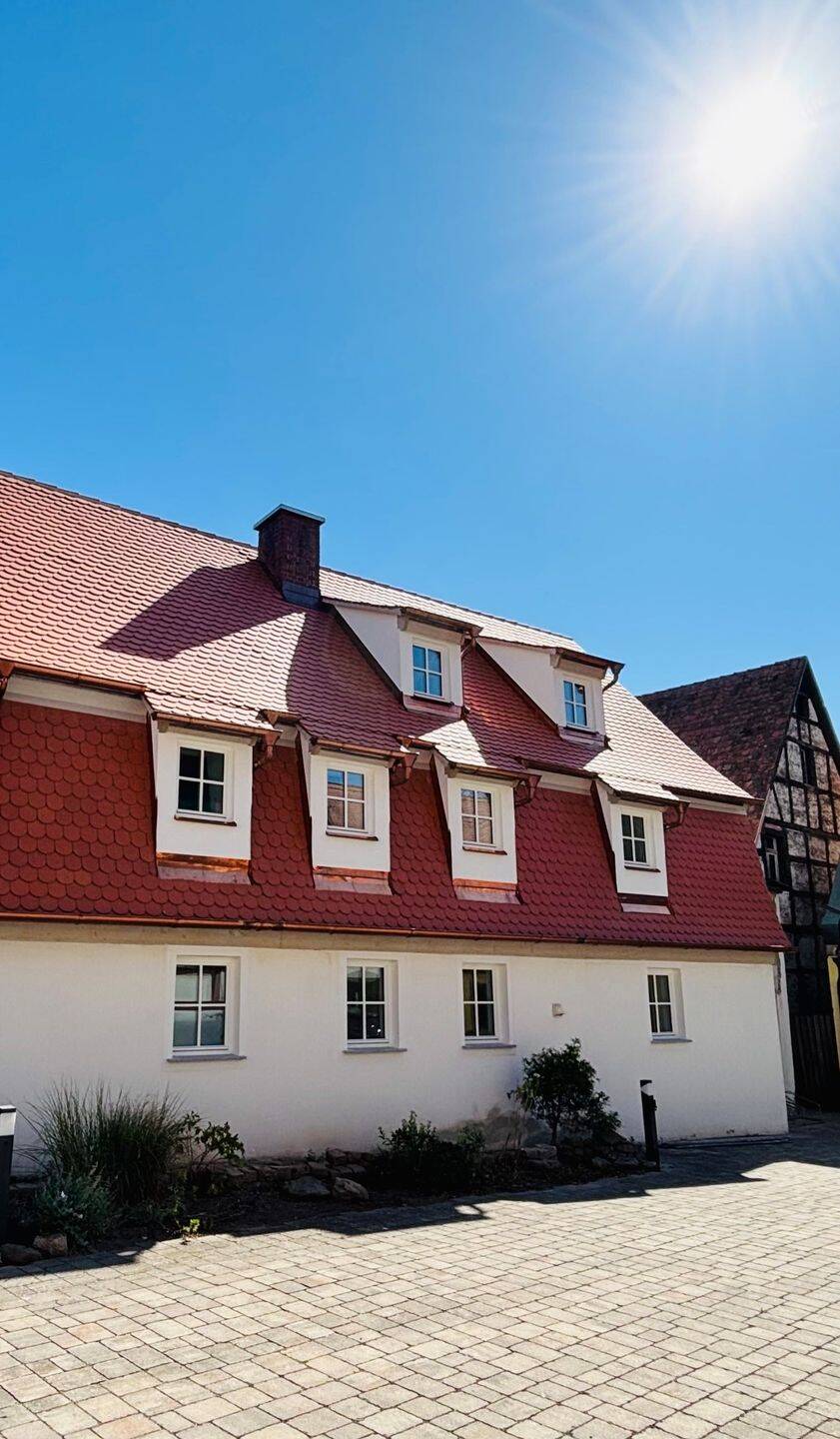 Charmante Doppelhaushälfte in altem Fachwerkhaus – frisch saniert, 90616 Neuhof a.d. Zenn (Neuhof)