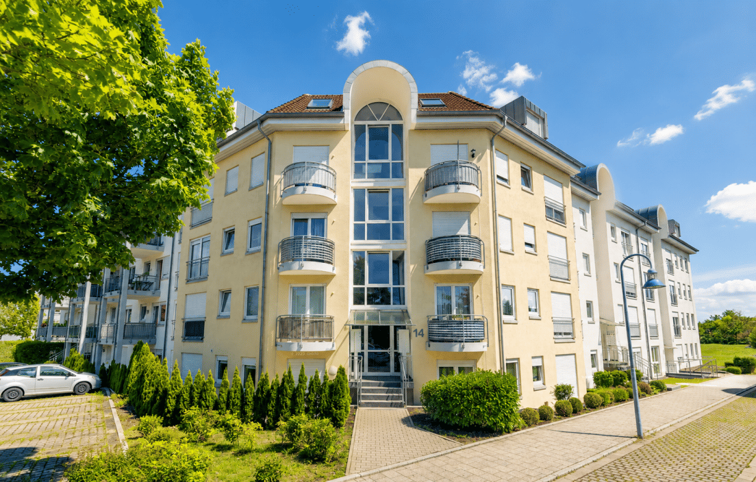 Helle 2-Zimmer-Wohnung mit Balkon und Tiefgaragenstellplatz in gepflegter Wohnanlage, 88471 Laupheim