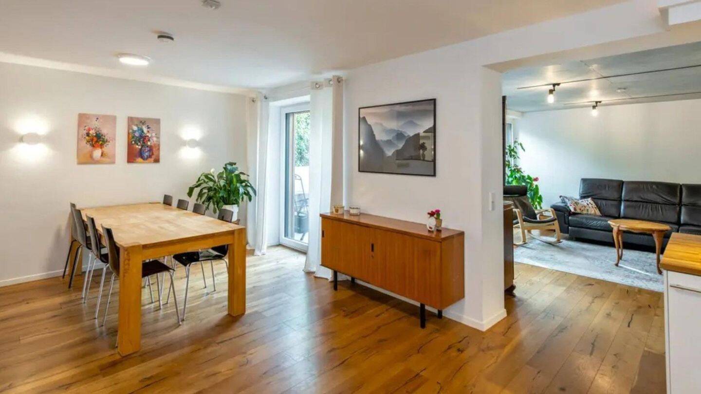 “Ruhig & grün: Helle 96m² Terrassen-Wohnung mit moderner Ausstattung und guter Anbindung“, 70499 Stuttgart