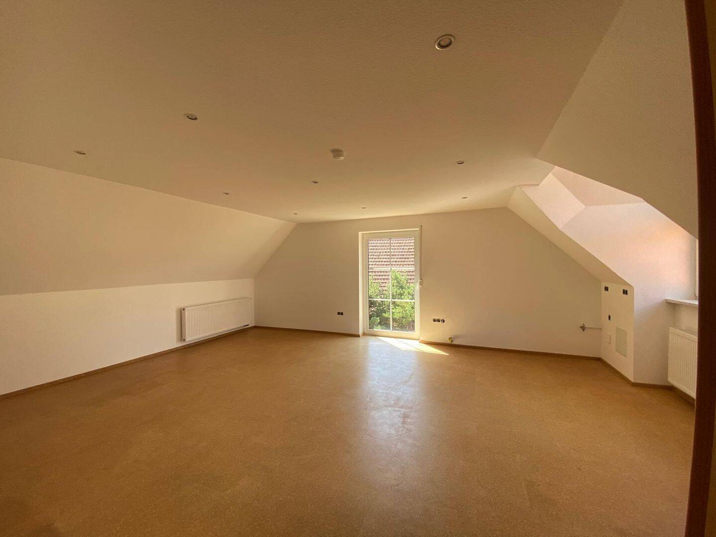 Drei-Zimmer-Dachgeschosswohnung, 97261 Güntersleben
