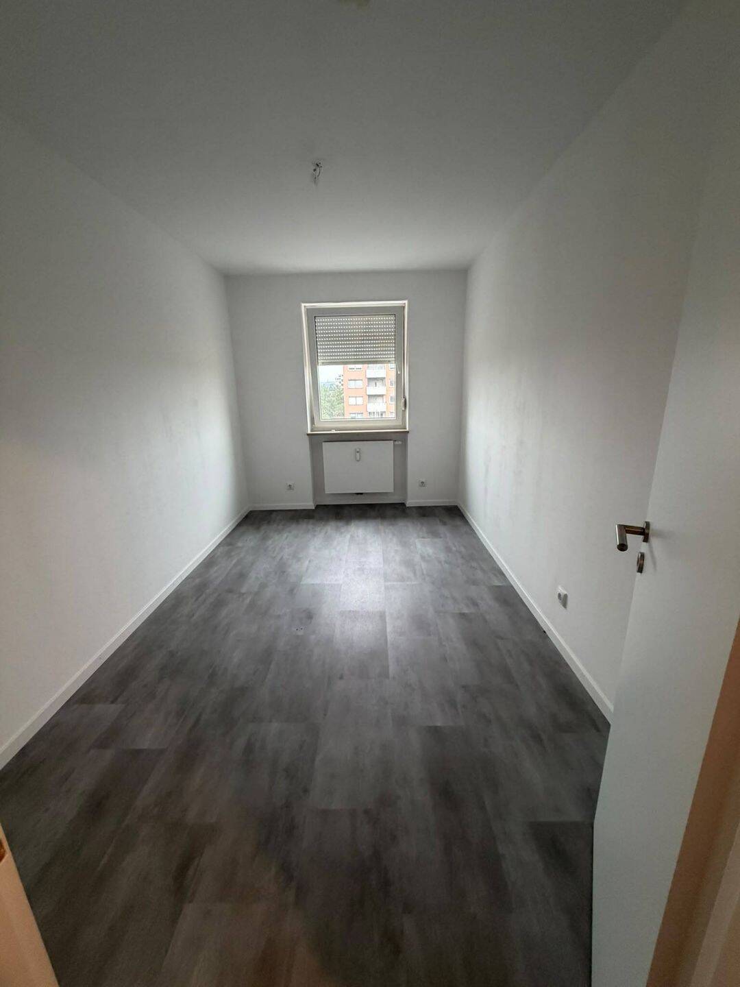 Exklusiver Wohnkomfort: 3 Zimmer, Alpenblick, Aufzug und Stellplatz, 86169 Augsburg (Firnhaberau Hammerschmiede Lechhausen)