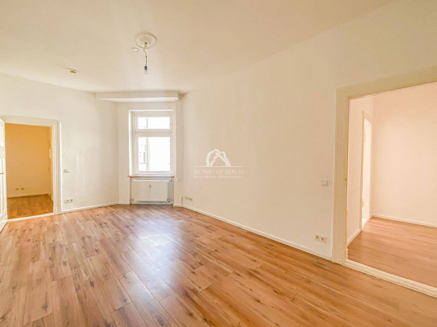 MOABIT – ZENTRAL UND RUHIG! SCHÖNE UND GEPFLEGTE ALTBAUWOHNUNG IM GARTENHAUS! PROVISIONSFREI!, 10557 Berlin (Mitte Hansaviertel Moabit Tiergarten)