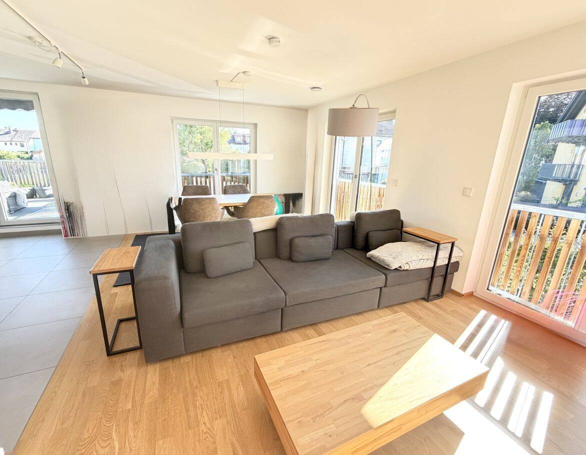 **Neubau-Zweitbezug – 42 m² großer Wohn-, Ess- und Kochbereich**, 85649 Brunnthal