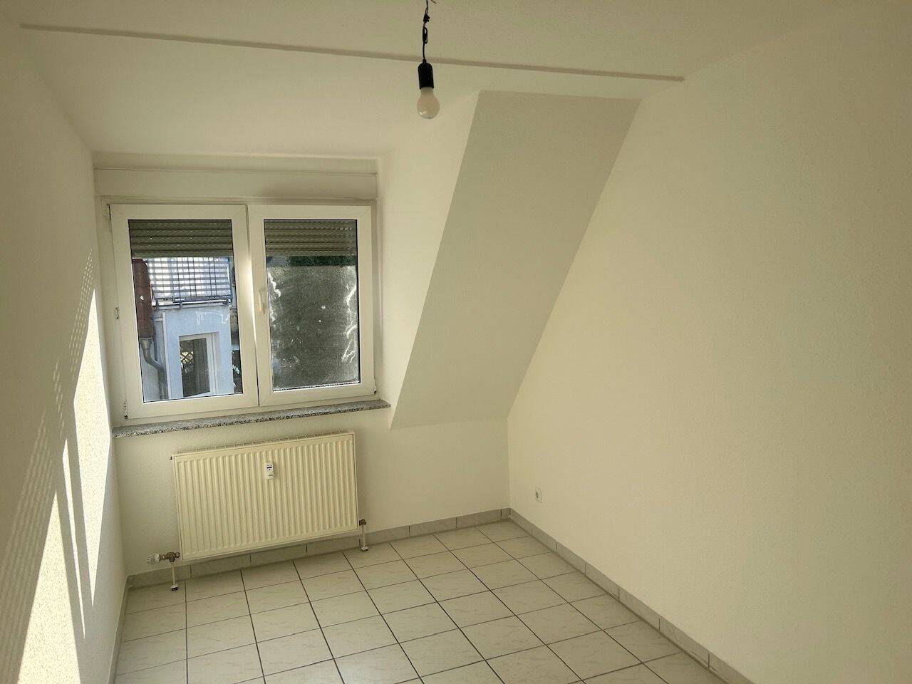 Maisonette-Wohnung in Weinheim-Sulzbach zur Miete, 69469 Weinheim