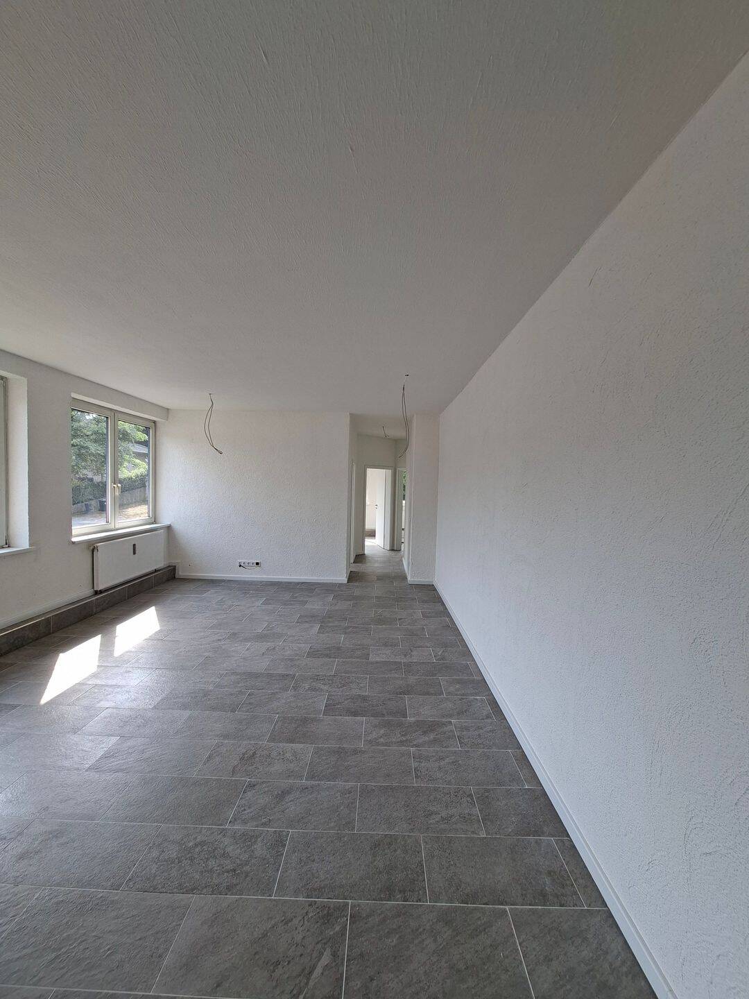 Erstbezug: Großzügige 3-Zimmer-Wohnung (72,04 m²) mit EBK, 51597 Morsbach
