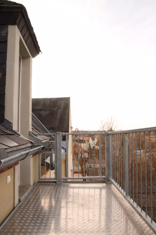 3-Raum-Wohnung mit Balkon sucht nette Mieter, 9599 Freiberg