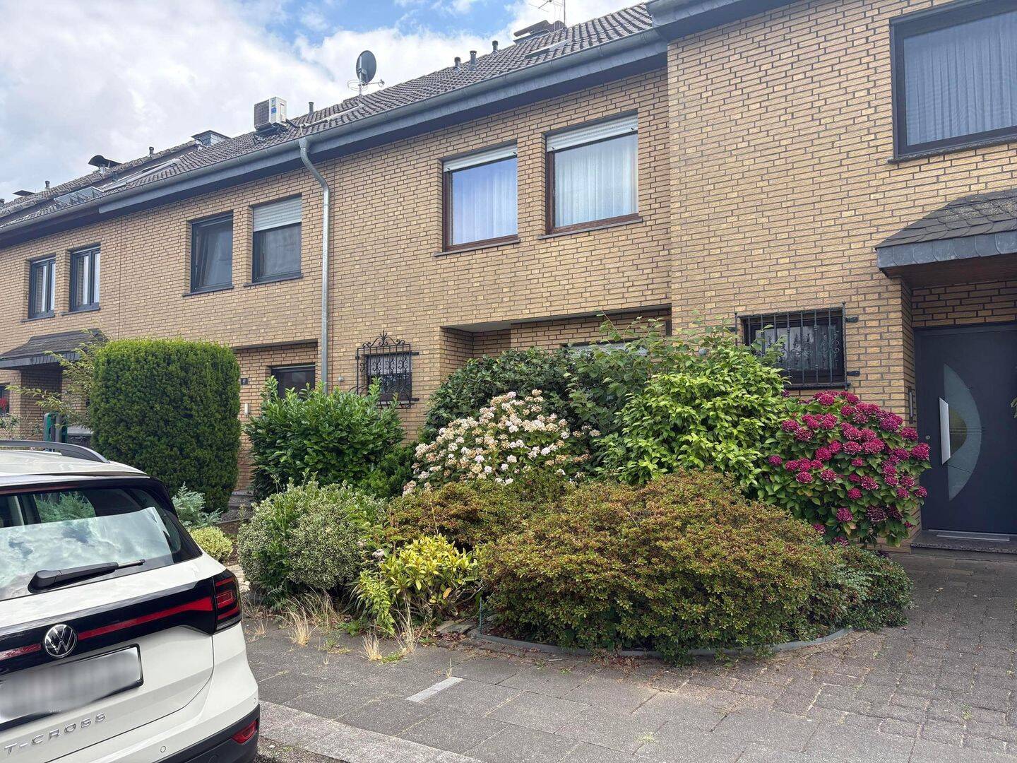Komfortables Wohnen auf 111 Quadratmetern mit Ausbaureserve in Moers, 47447 Moers