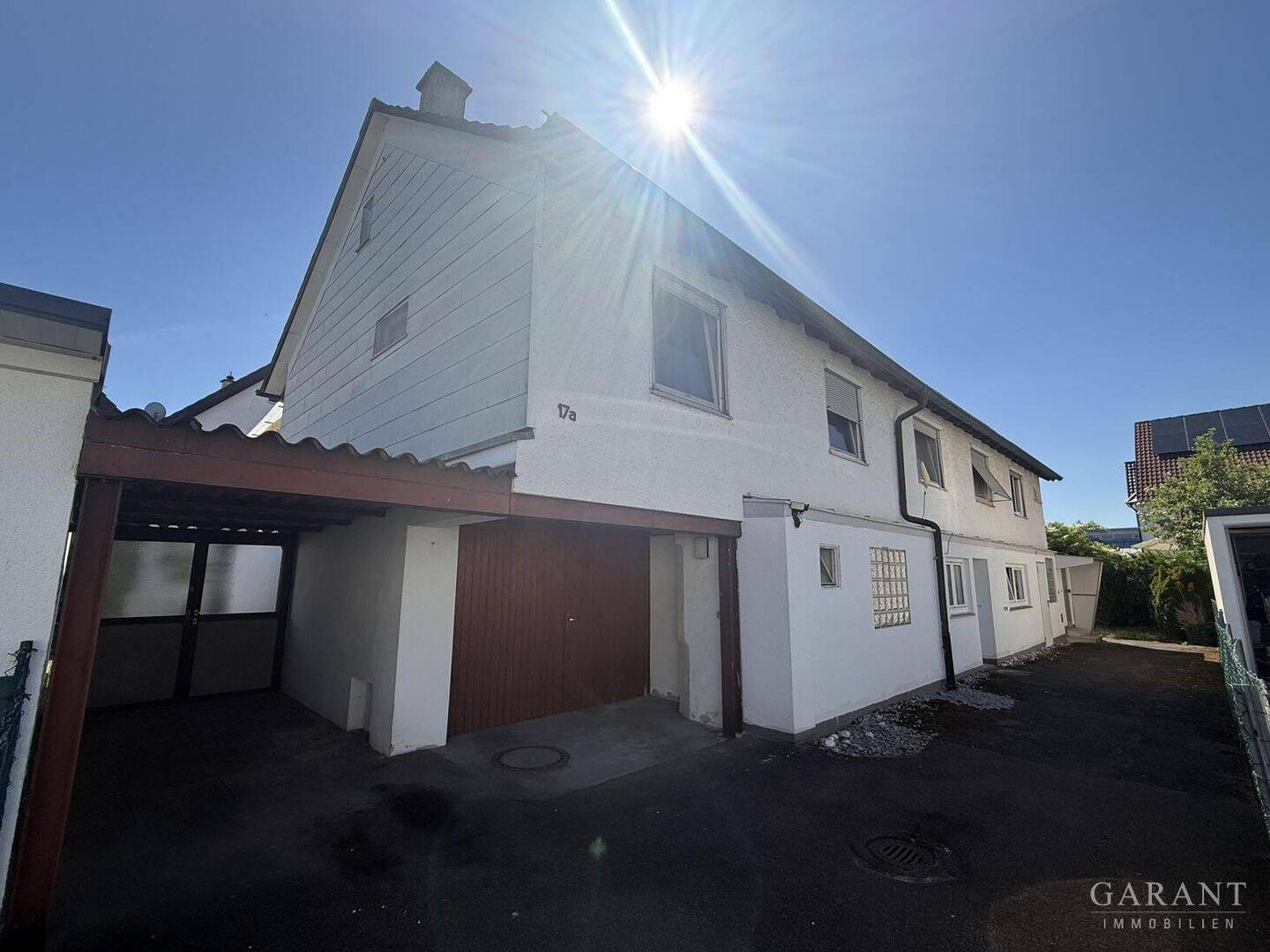 Einfamilienhaus mit großzügigen Lagerflächen und vielseitigen Nutzungsmöglichkeiten in Salach, 73084 Salach