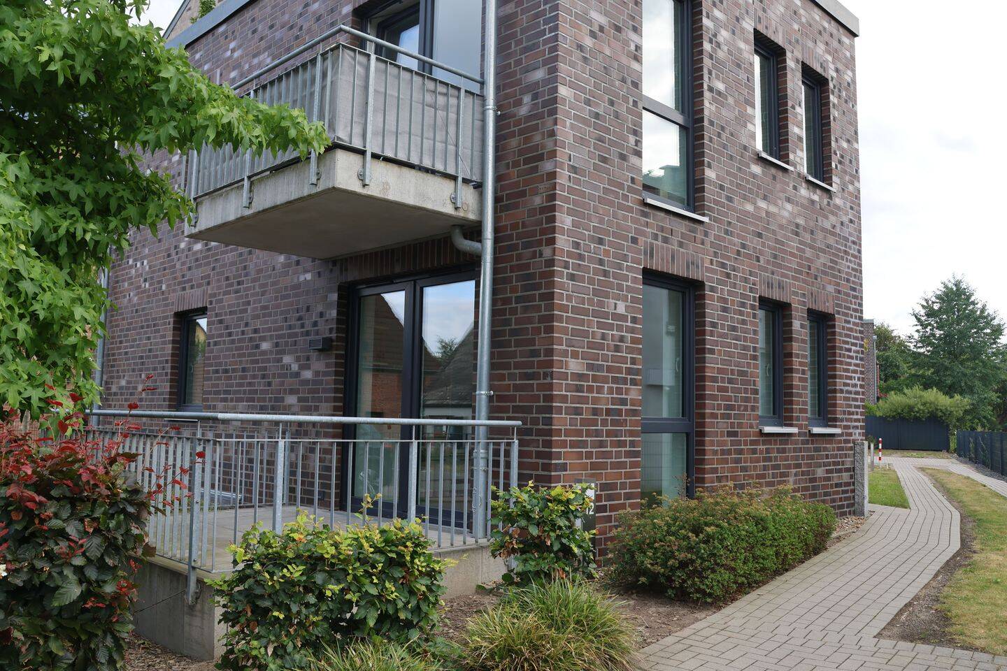 Frisch renovierte 2-Zimmer-Wohnung in Rosengarten – ab 01.09. bezugsfrei, 21224 Rosengarten