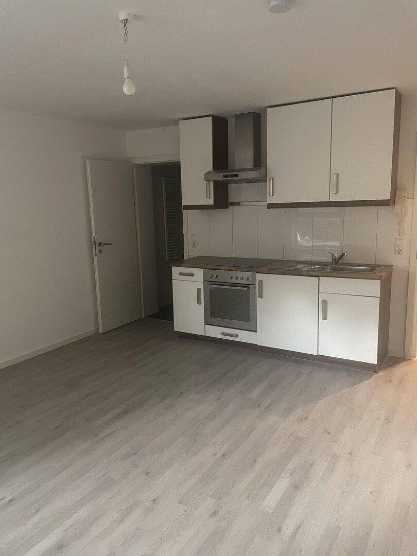 1 Zimmer mit EBK und kleiner Terrasse Nähe Uni und Hauptbahnhof, 55122 Mainz (Gonsenheim Hartenberg/Münchfeld Neustadt)