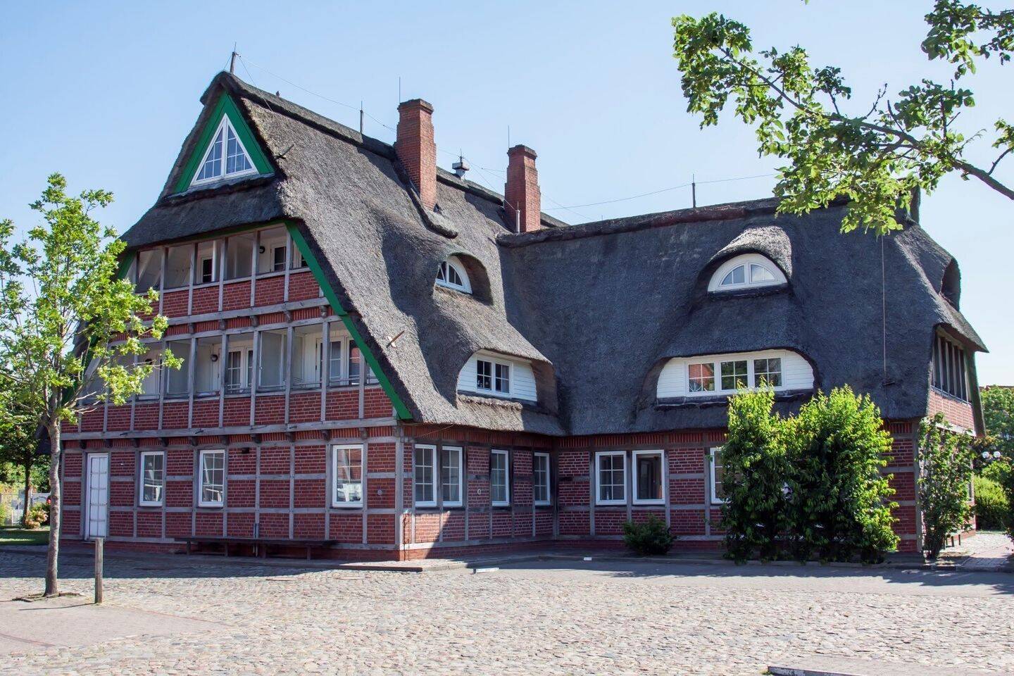 Ferienwohnung im Reetdachhaus – direkt am Kutterhafen, sofort vermietbar, 27639 Wurster Nordseeküste