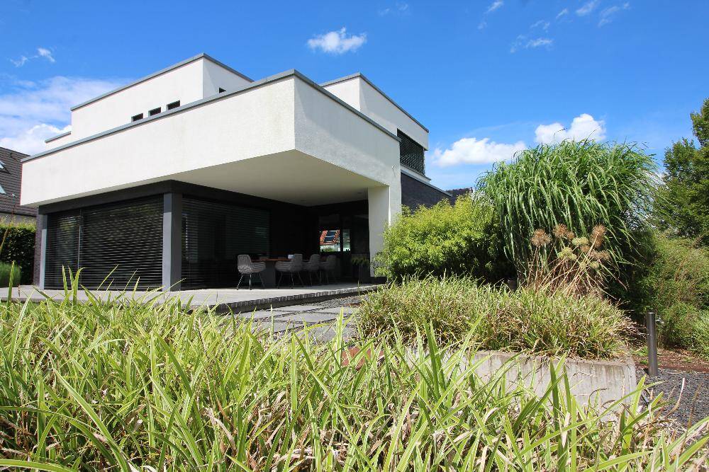Villa im modernen Bauhausstil, 58730 Fröndenberg/Ruhr