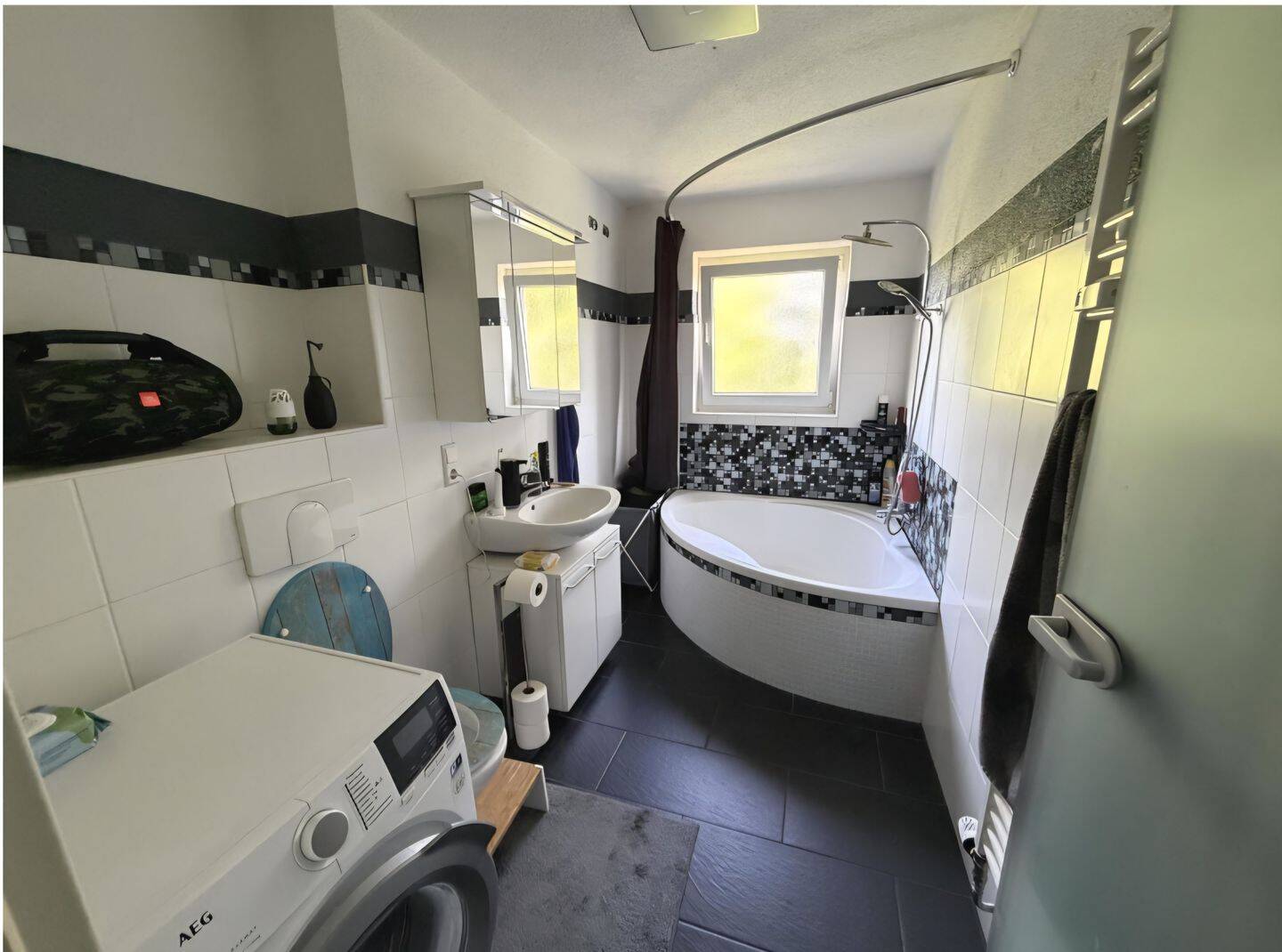 Exklusive 3-Zimmer-Wohnung mit zwei Balkonen, Alpenblick und hochwertiger Ausstattung in Weingarten, 88250 Weingarten