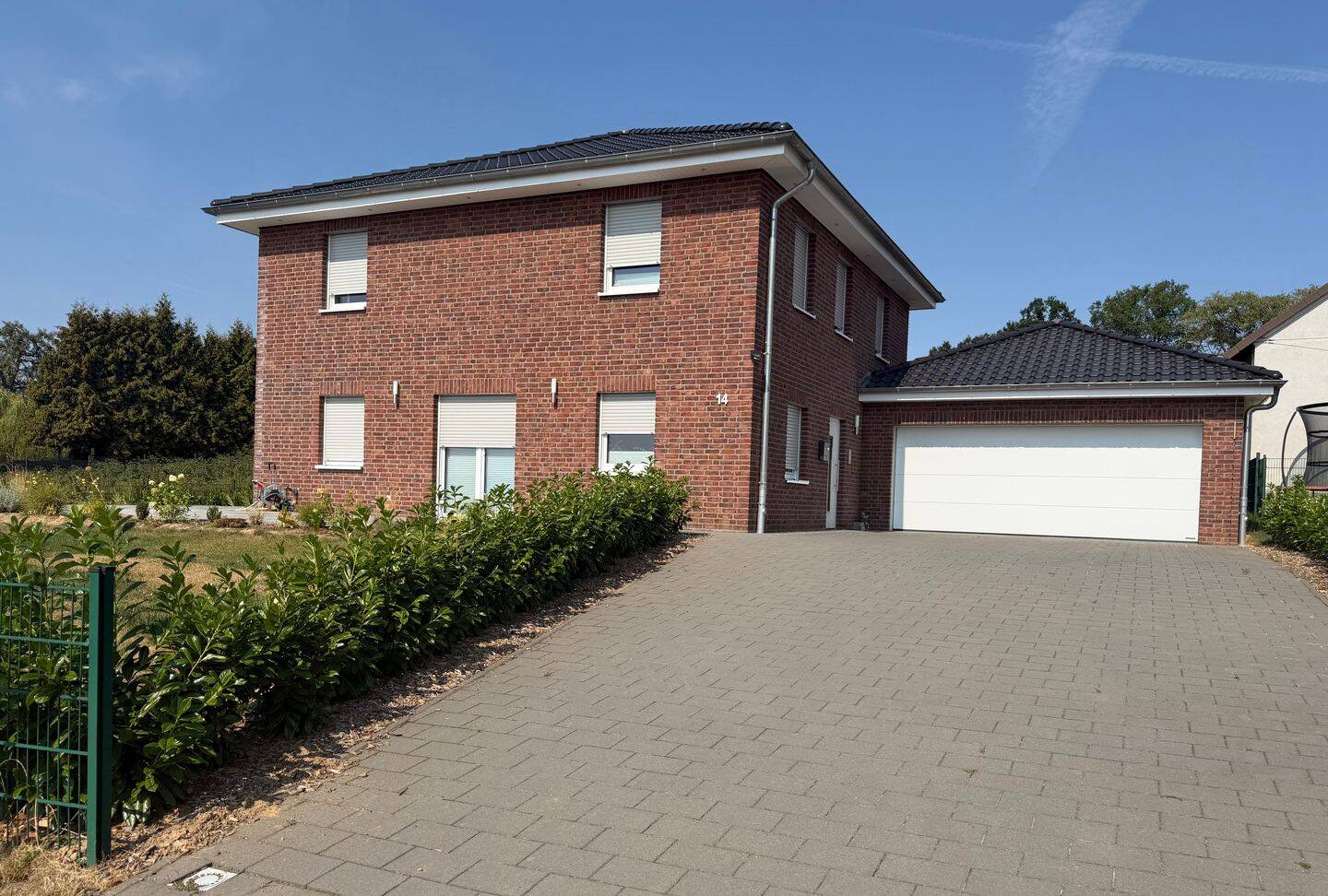 Ein Zuhause zum Wohlfühlen – moderne Stadtvilla mit traumhafter Aussicht (möbliert), 58730 Fröndenberg/Ruhr