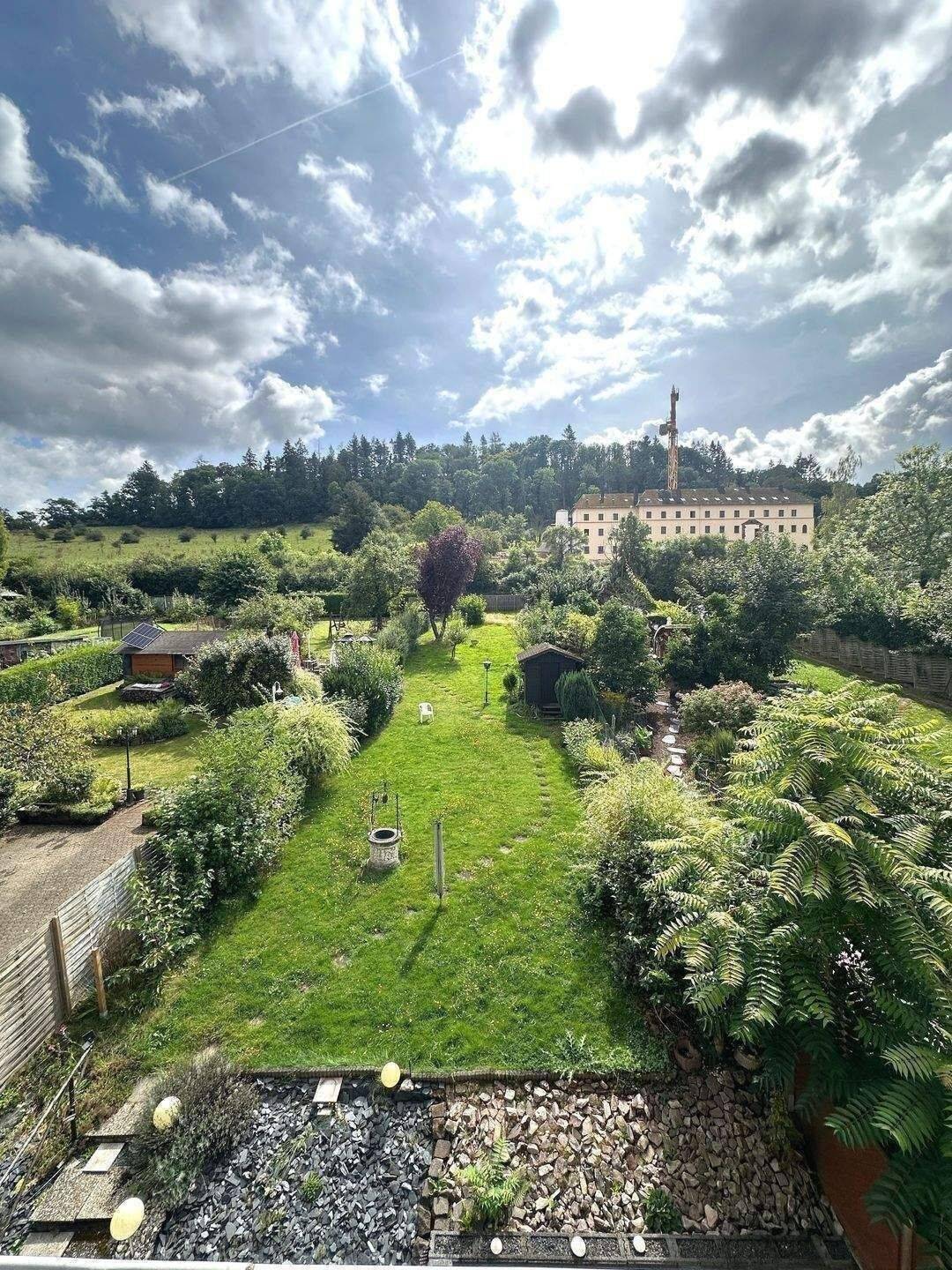 Frei ab sofort / 2-Zimmer-Wohnung im 1. OG mit Balkon / Neue Einbauküche / Gartenmitbenutzung, 54295 Trier