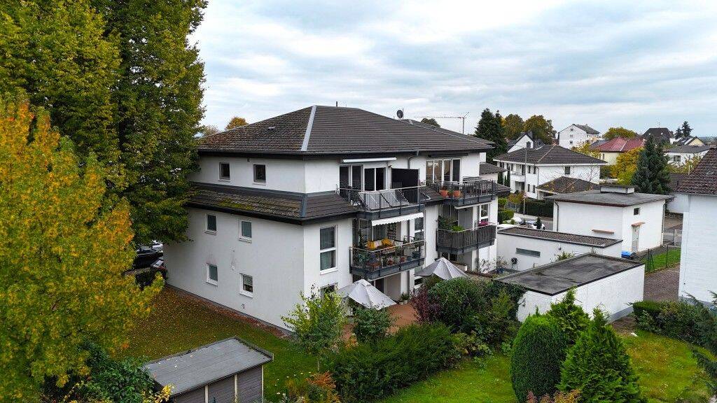 Exklusive 3-Zimmer-Wohnung mit Loggia, Garage und Stellplatz in Hanau-Steinheim, 63456 Hanau