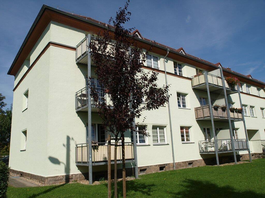 SONNIGE 3 RAUM WOHNUNG MIT BALKON + EINBAUKÜCHE, 1237 Dresden