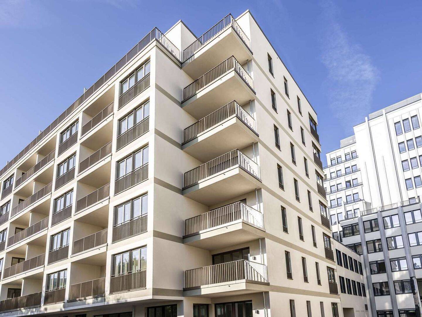 Wunderschönes 2-Zi.-Penthouse, ruhige, Lage, Blick über die Stadt, hochwertige EBK & Klimaanlage, 10779 Berlin (Tempelhof-Schöneberg Schöneberg Wilmersdorf)