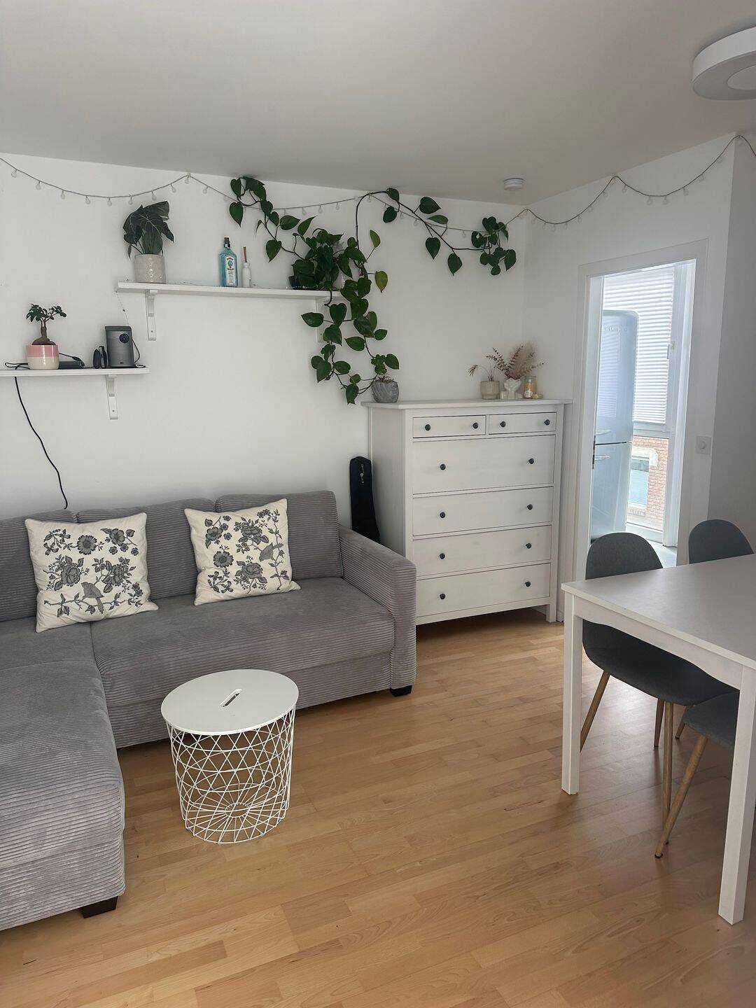 Neu sanierte, voll möblierte 2-Zimmer-Wohnung im Herzen Kölns | 55 m² | befristet, 50668 Köln (Innenstadt-Nord Altstadt-Nord Neustadt-Nord)