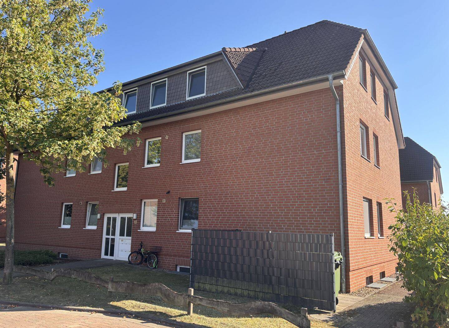 Einladende 3-Zimmer-Obergeschosswohnung mit Balkon in Weyhe-Kirchweyhe, 28844 Weyhe