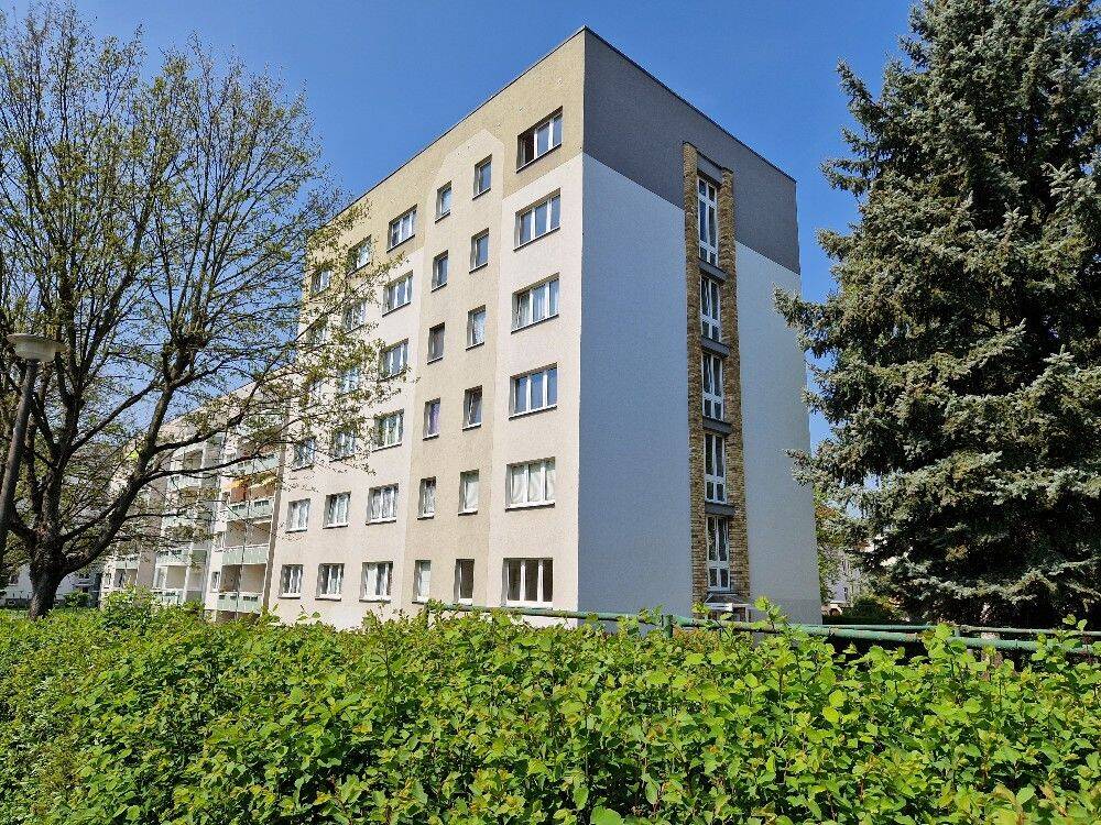Preiswerte 1-Raum Wohnung mit Einbauküche! Ideal für Azubis & Studenten!, 4600 Altenburg