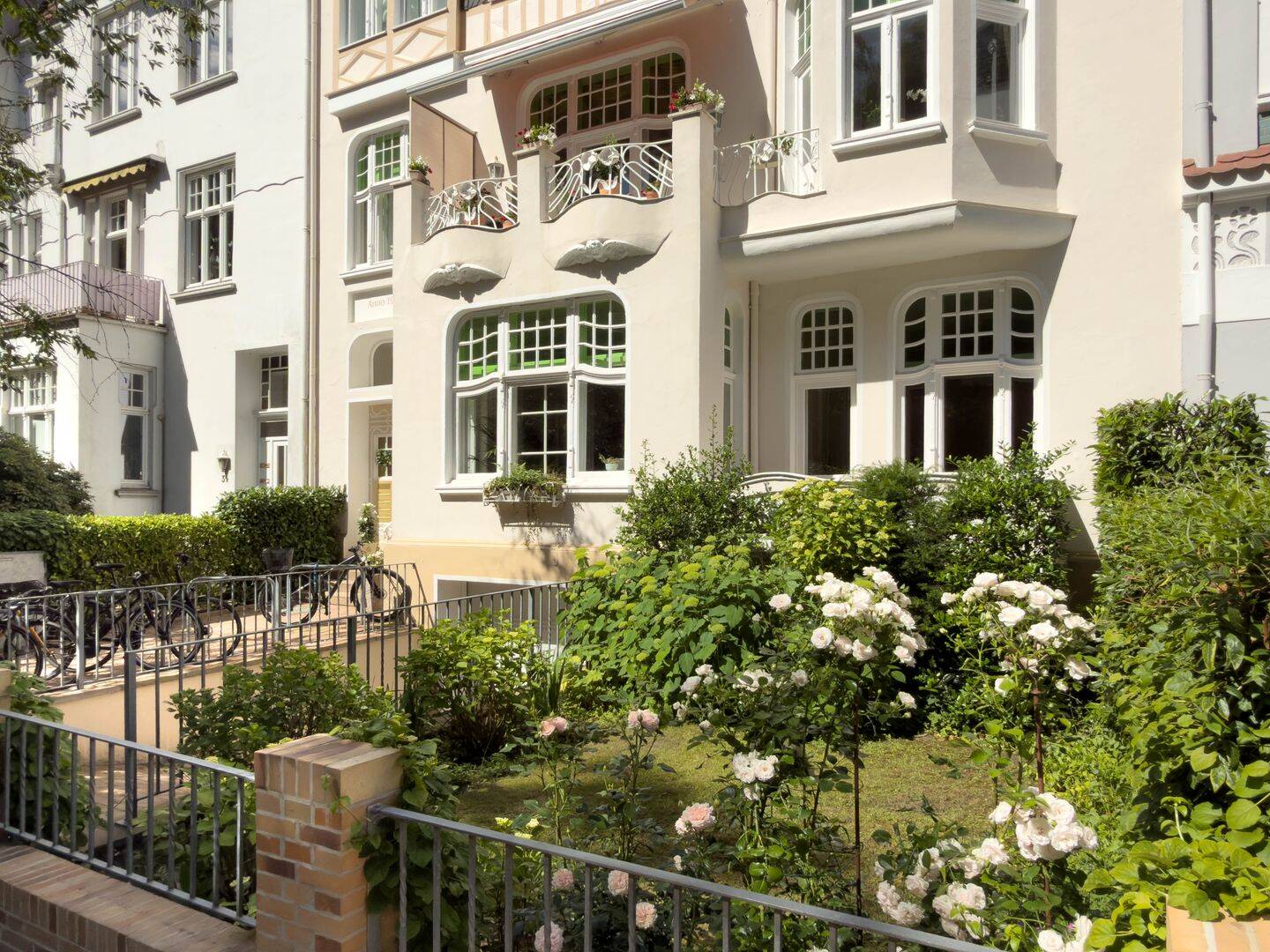 Klassischer Altbau mit eigenem Garten am Stadtpark, 23568 Lübeck (Schlutup Sankt Gertrud)