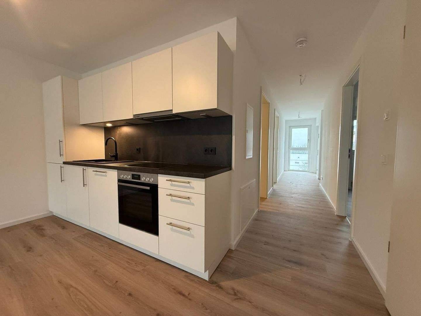 Exklusiver Neubau: Schöne 3-Zimmer-Wohnung mit Balkon | EBK | TG | Fußbodenheizung, 90441 Nürnberg (Gibitzenhof Sandreuth Schweinau Werderau)