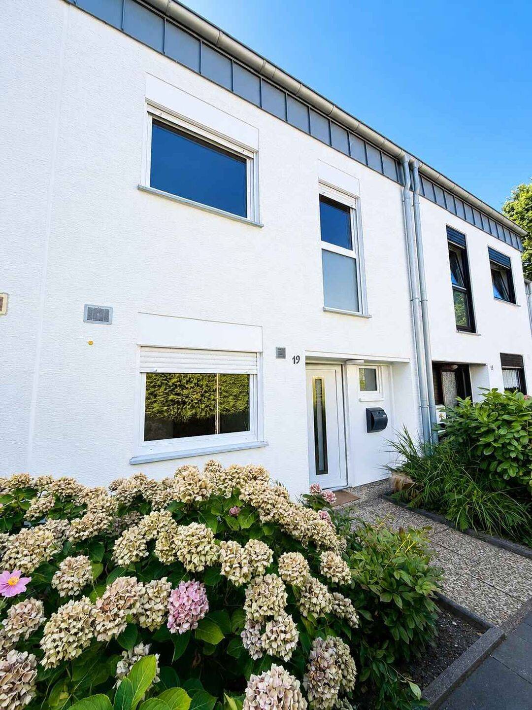 Viel Platz für die Familie – gepflegtes Reihenhaus mit Garten und Garage in Innenstadtlage, 59065 Hamm (Hamm-Mitte Hamm-Norden)