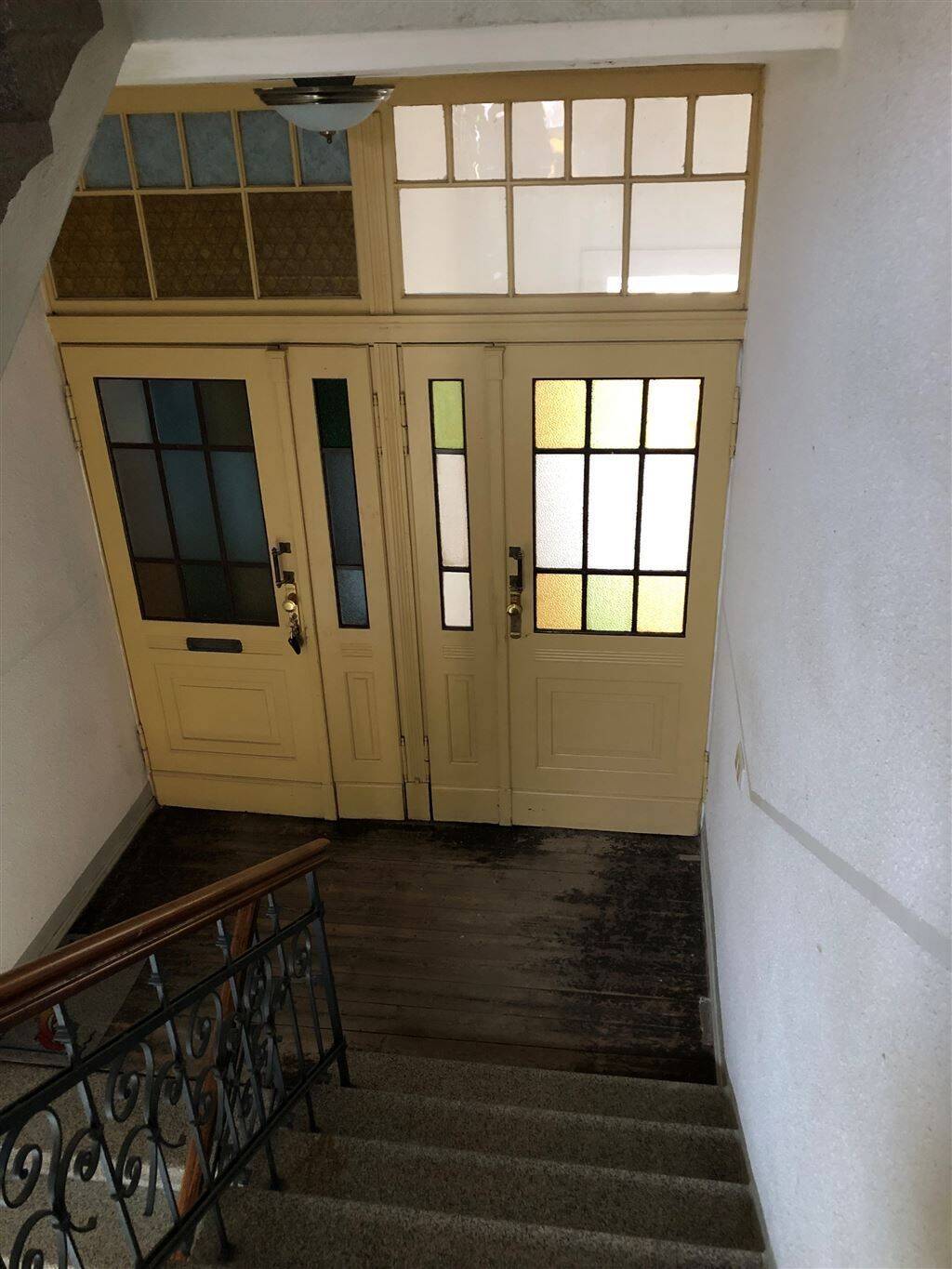 2 Raum Wohnung mit Balkon und möblierter Küche zu vermieten, 4600 Altenburg