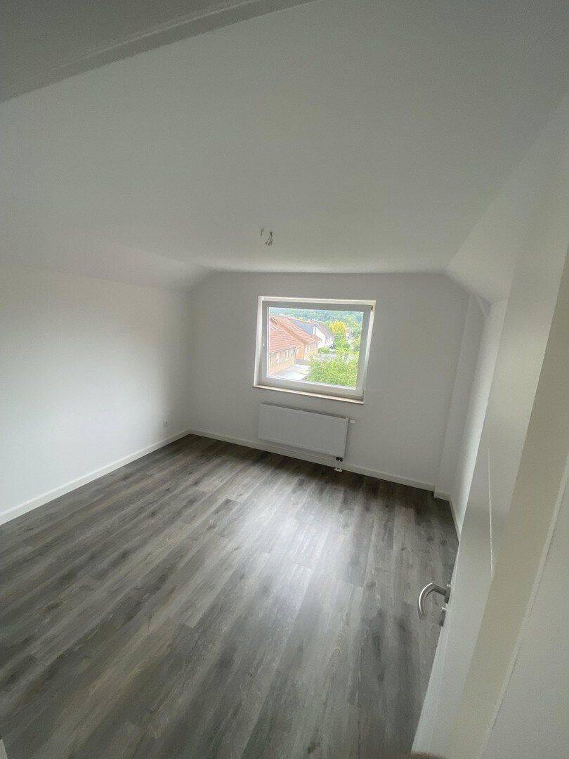 Zentrale 3 Zimmer Wohnung in Lohmar, Klimaanlage, Balkon, 53797 Lohmar