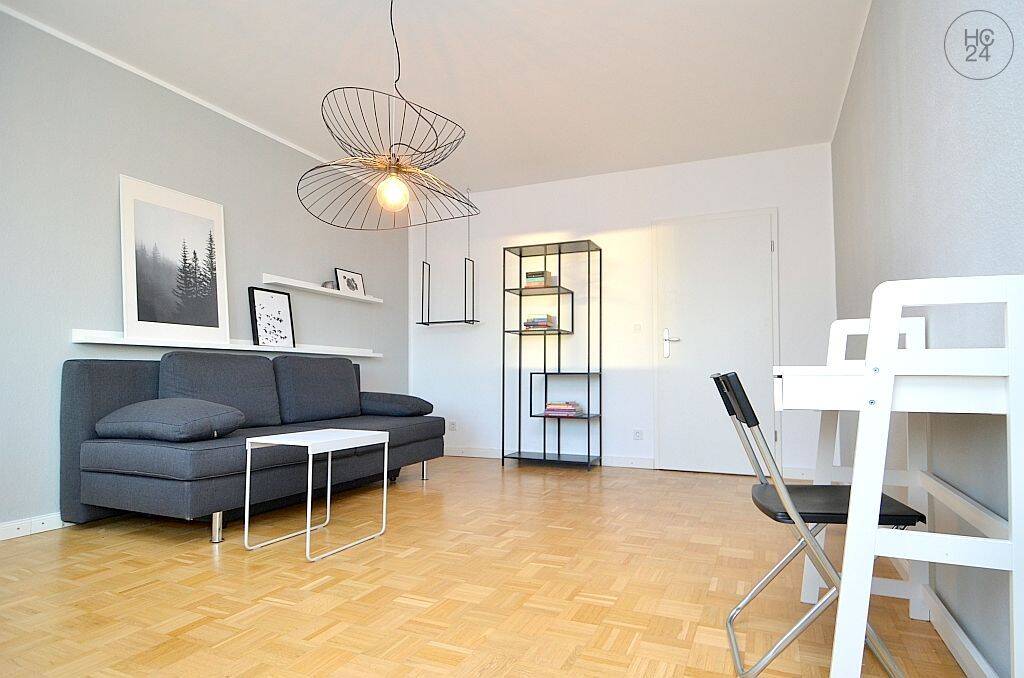 Modern möbliertes 2-Zimmer-Apartment mit WLAN und Balkon in Nürnberg Schweinau, 90441 Nürnberg (Gibitzenhof Sandreuth Schweinau Werderau)