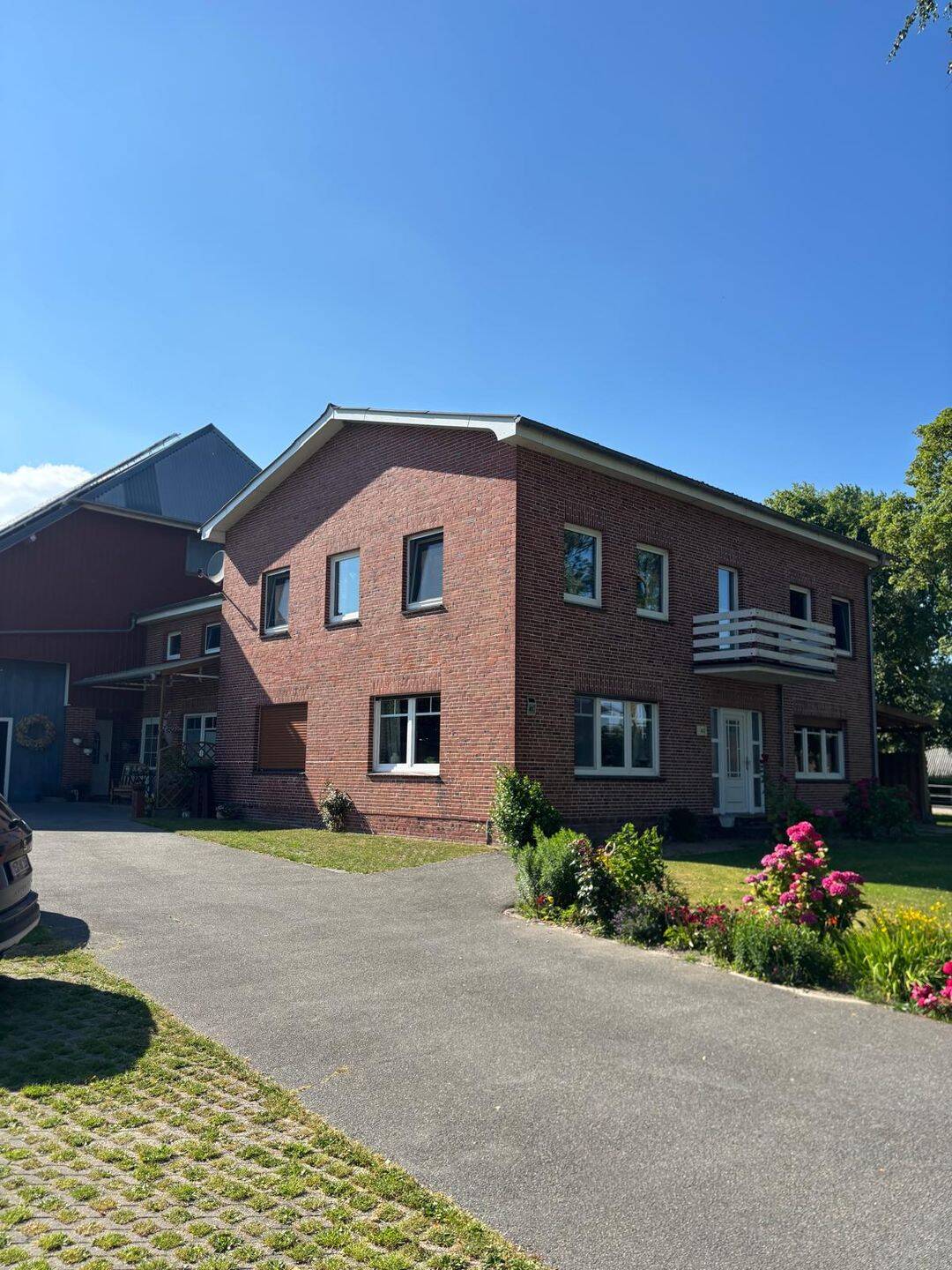 Großzügige 6-Zimmer-Wohnung in Epenwöhrden