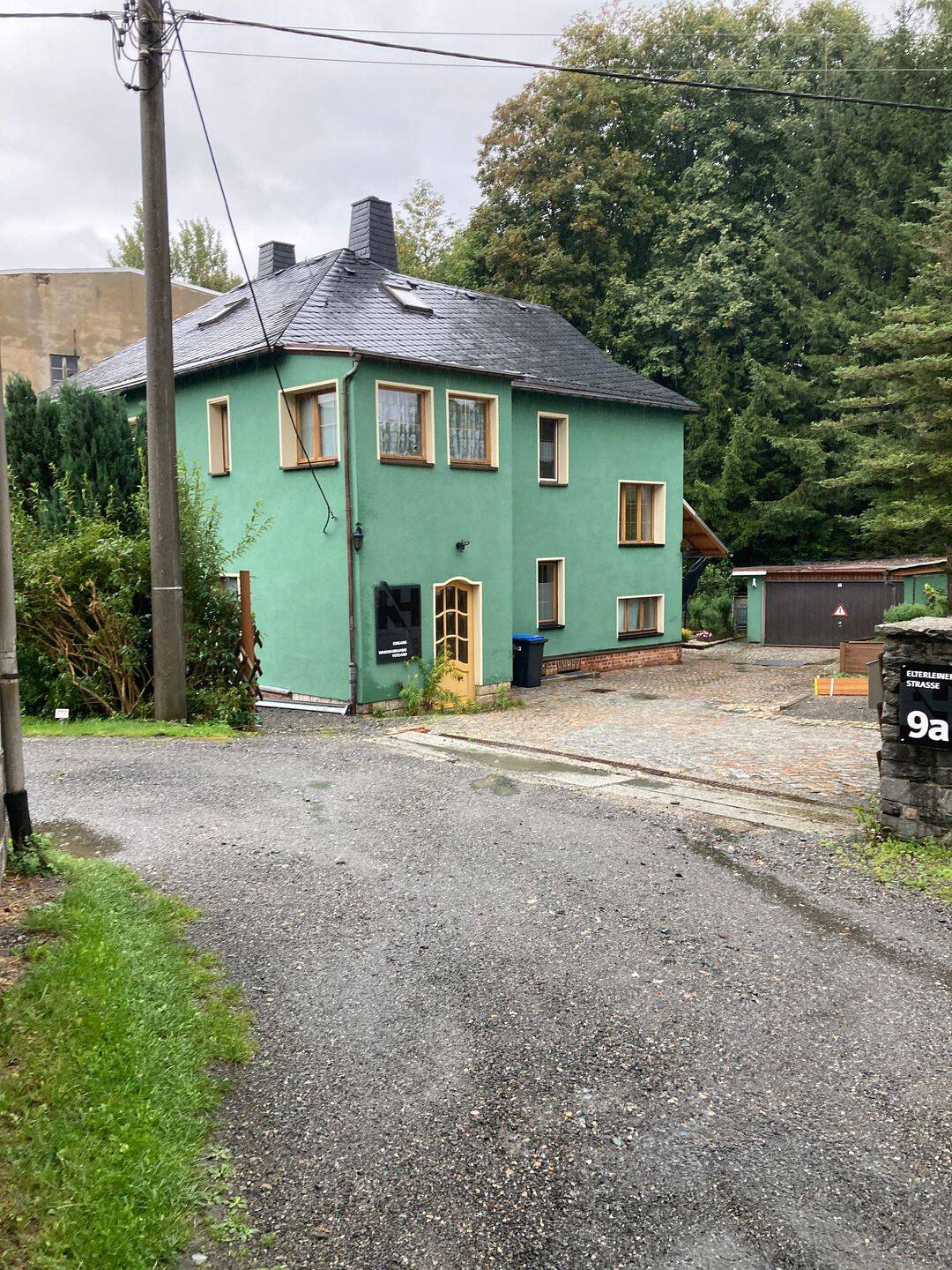 Leerstehendes Wohnhaus mit Gewerbeanteil in Schwarzenberg, 8340 Schwarzenberg/Erzgeb.