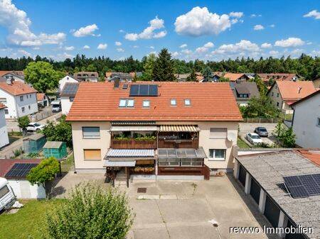 Attraktive 3-Zimmer-Erdgeschosswohnung mit Loggia, Garage und großem Kellerraum in Garching a.d. Alz, 84518 Garching a.d. Alz