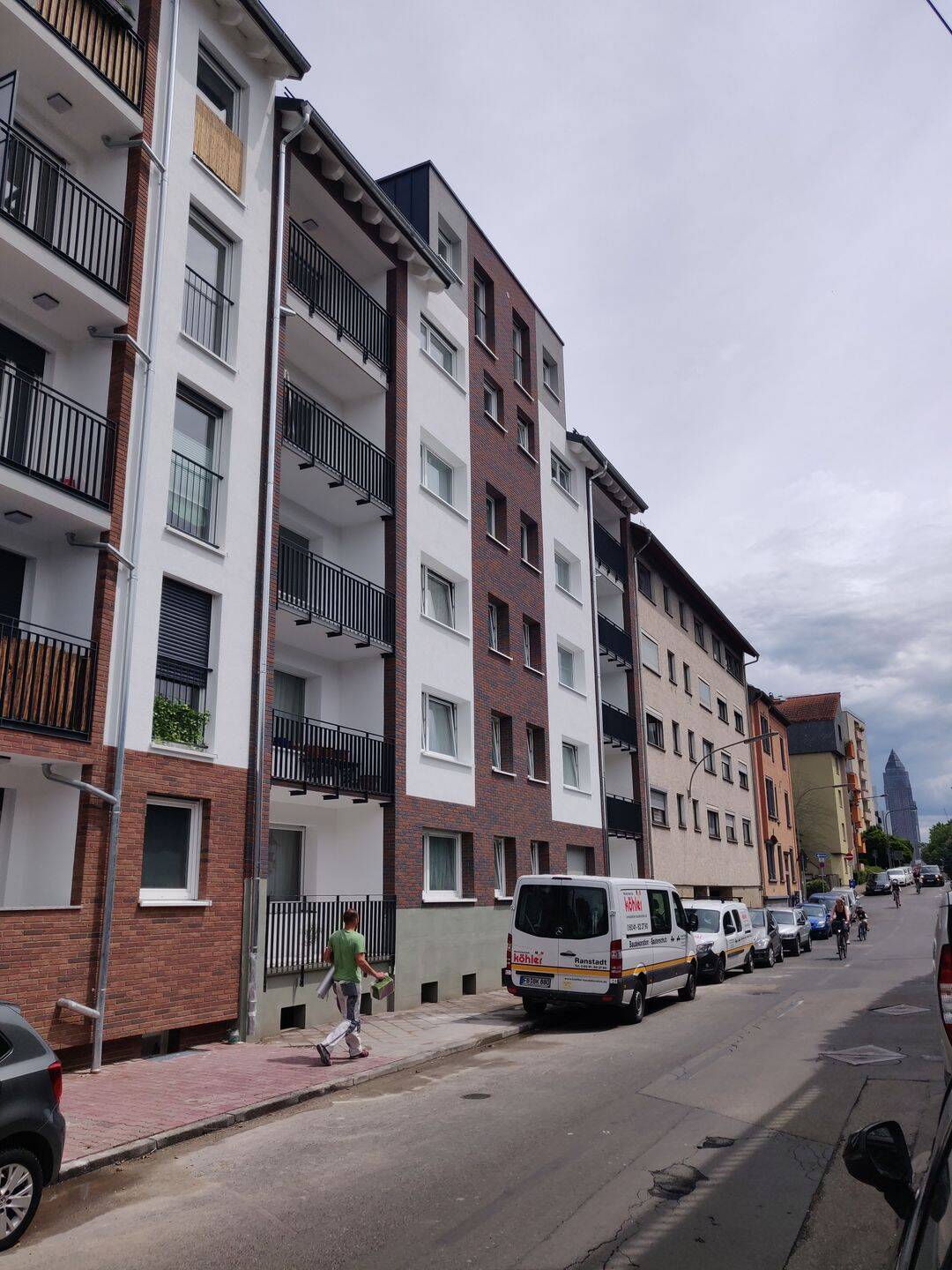 Möblierte 2-Zimmer-Wohnung mit Balkon in Frankfurt-Bockenheim, 60487 Frankfurt am Main (Bockenheim Hausen Rödelheim Westend-Süd)