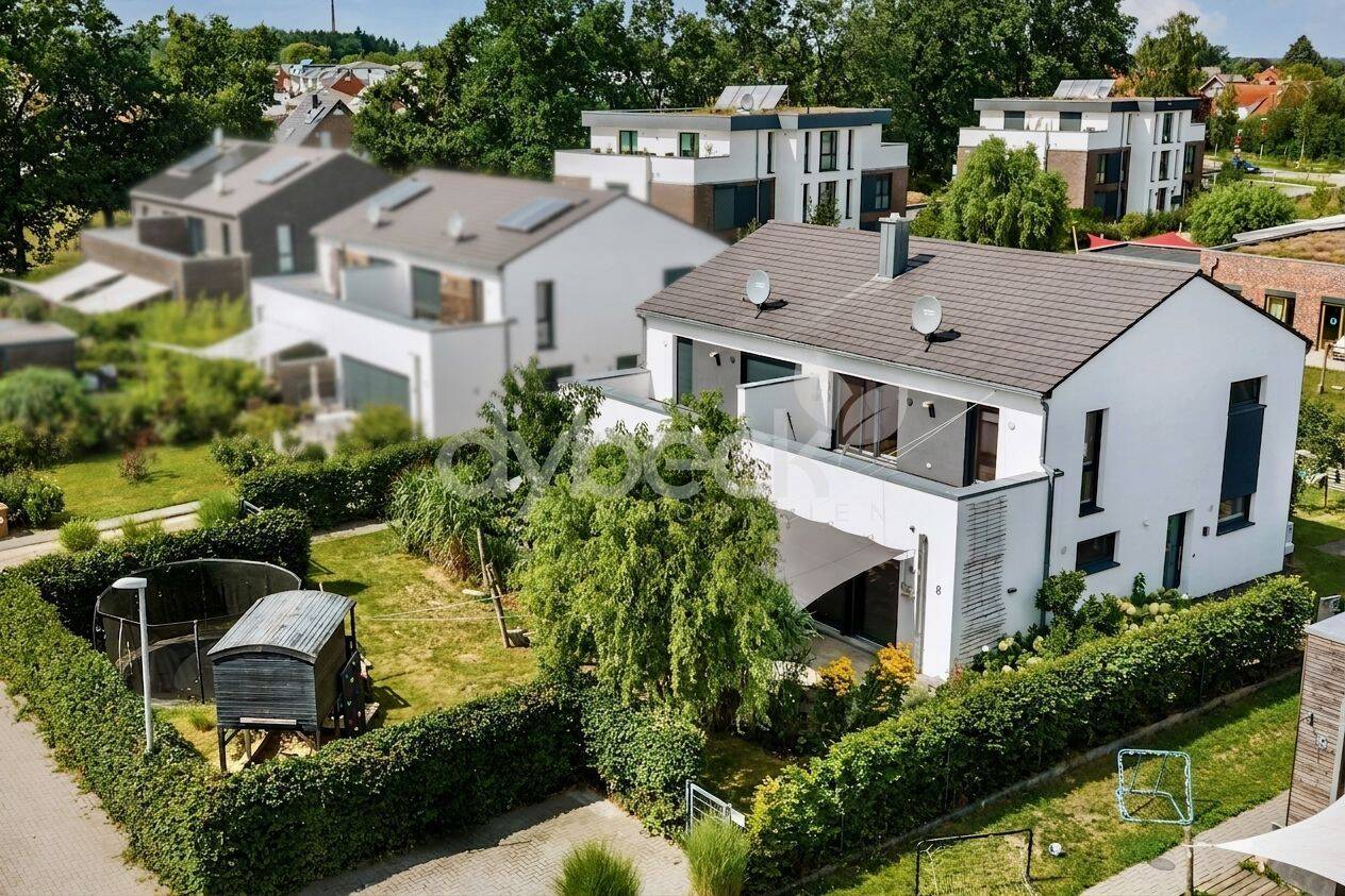 Moderne Doppelhaushälfte im KfW-40-Standard mit großzügigem Außenbereich in Lüneburg-Häcklingen, 21335 Lüneburg