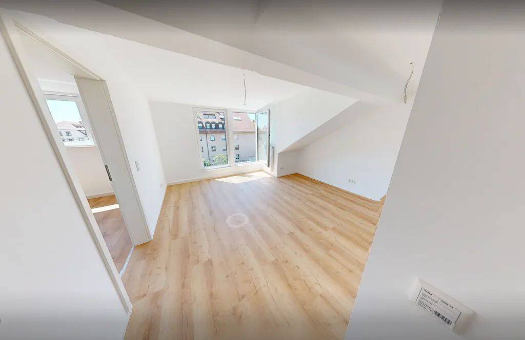 Sanierte 4-Zimmer Wohnungen Zentraler Lage Nürnberg- ab sofort, 90489 Nürnberg (Gärten bei Wöhrd Rennweg Veilhof Wöhrd)