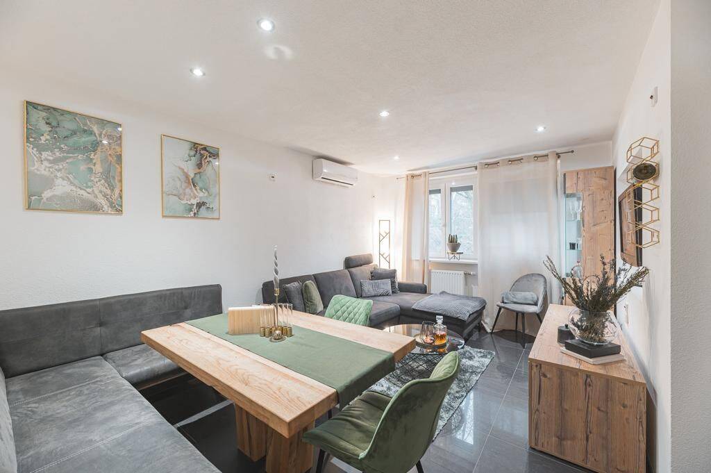Kernsanierte 2-Zimmer-Wohnung in Stuttgart-Sommerrain – modern, stilvoll & bezugsfertig, 70374 Stuttgart (Bad Cannstatt Sommerrain)