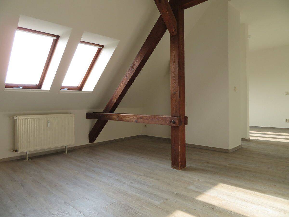 Charmante Dachgeschosswohnung mit Einbauküche in der Werdervorstadt, 19055 Schwerin
