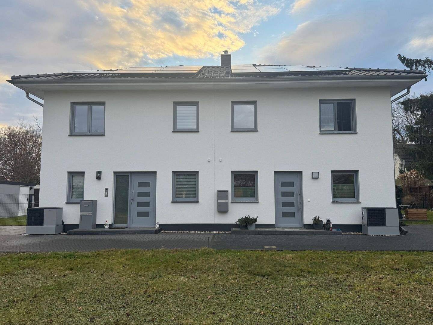 Doppelhaushälfte in schöner Wohnlage und großem Grundstück., 12623 Berlin (Marzahn-Hellersdorf Kaulsdorf Mahlsdorf)