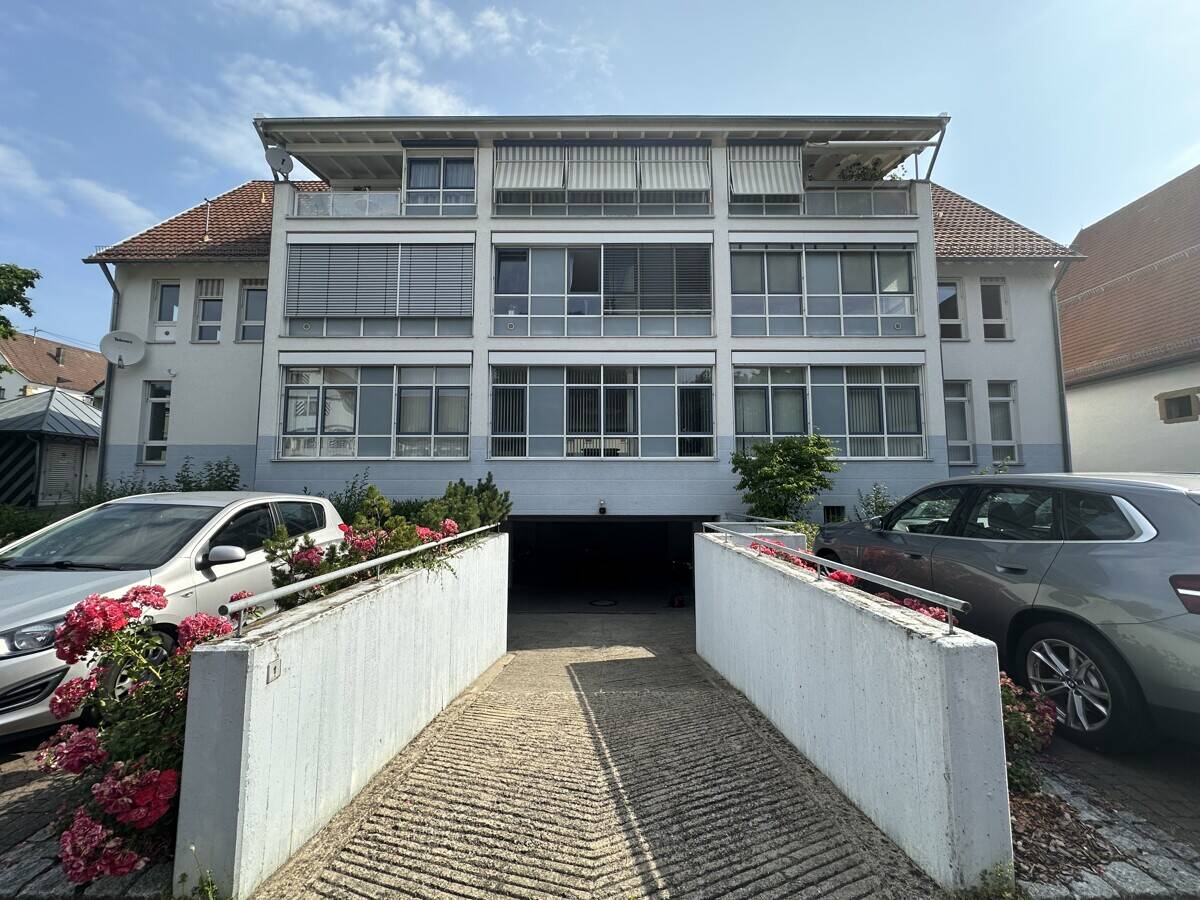 GROSSZÜGIGE 3-ZIMMERWOHNUNG (OHNE BALKON UND OHNE KELLER), 74078 Heilbronn (Biberach Frankenbach Heilbronn Kirchhausen Neckargartach)