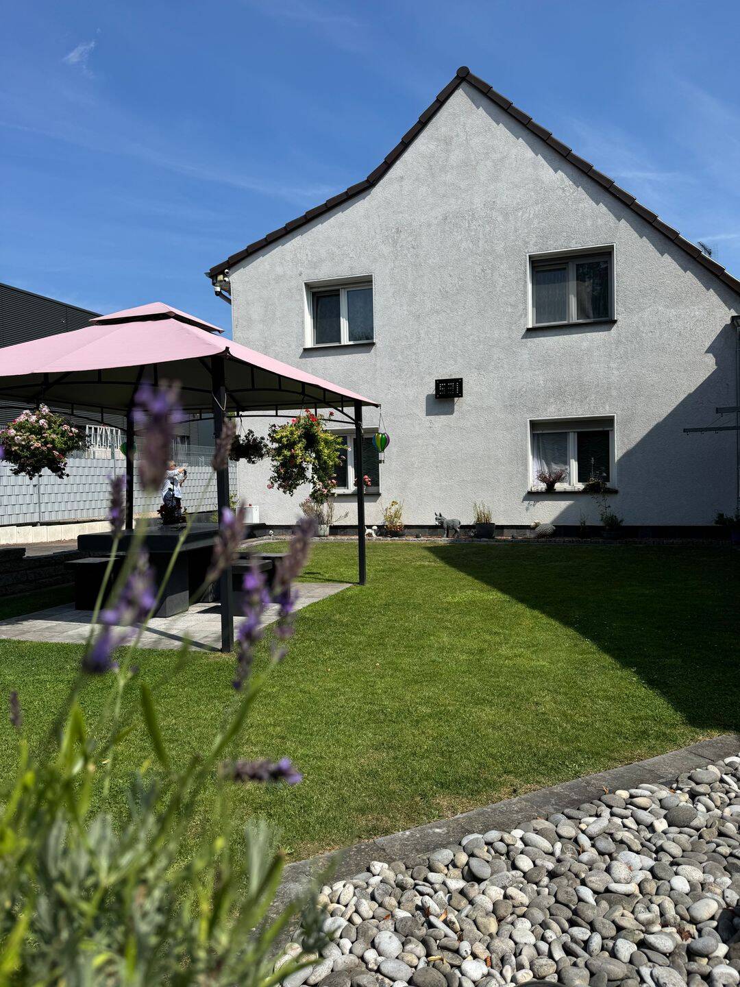 Attraktive 2-Zimmer-Wohnung mit Gemeinschaftsgarten und großer Garage in ruhiger Lage von Kamp-Lintfort, 47475 Kamp-Lintfort